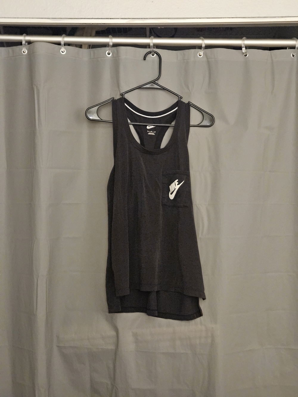 Nike Sportswear Black Racerback Pocket Tank Top Size Medium